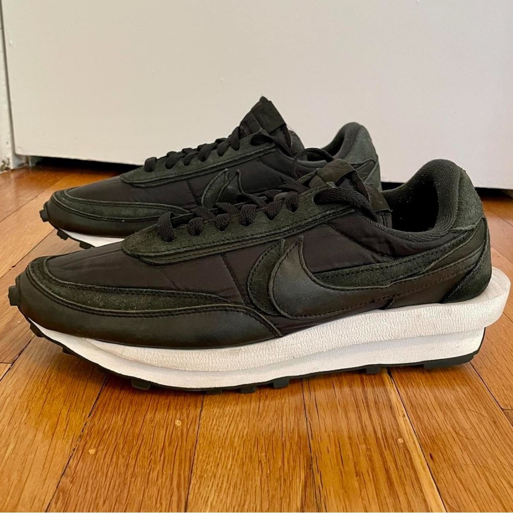 Men’s Nike sacai X LDWaffle in black nylon!  Good condition.  Size 11.5